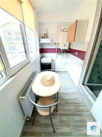 Apartament cu 2 camere semidecomandat, mobilat în Roșu