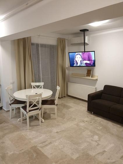 Apartament cu 2 camere, mobilat în P-ța Unirii