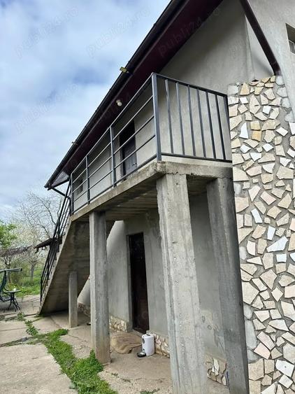 Casă cu 5 camere în Dumbrăveni