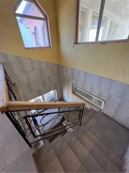 Spațiu comercial, de 250 mp, în Țânțăreni