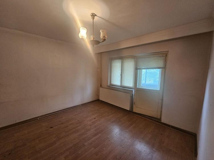 Apartament spațios 3 camere, 2 băi și 2 balcoane – Craiovei, Gh. Doja - 12