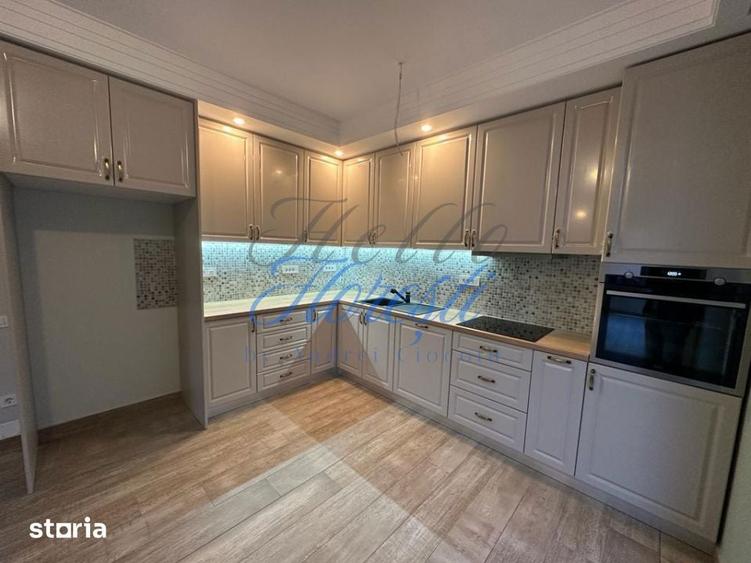 Casă cu 5 camere cu Teren 177 Mp în Borhanci