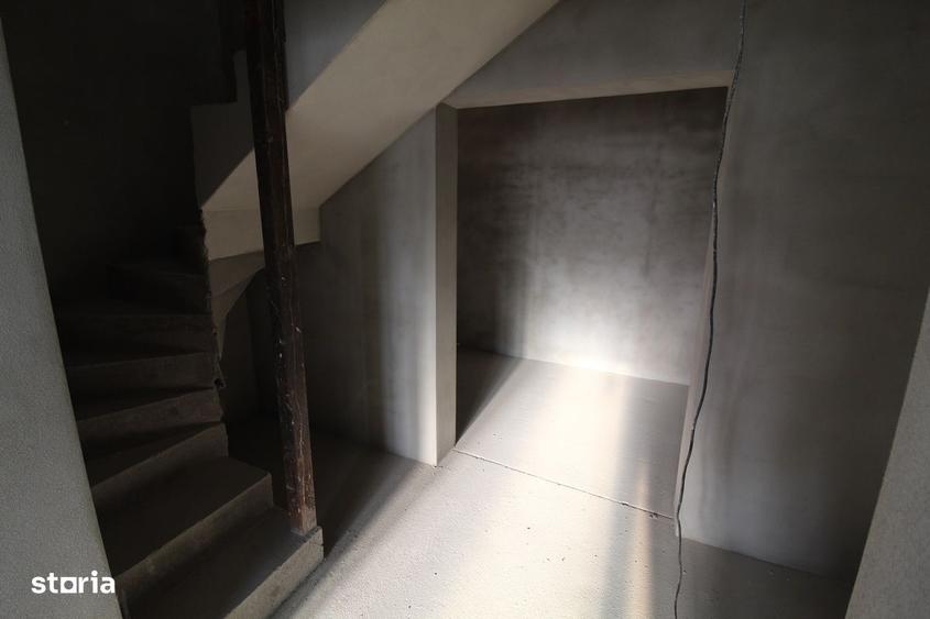 Vand casa P+E+M in Racastia, la 3 km de Hunedoara, teren 833mp... - 12
