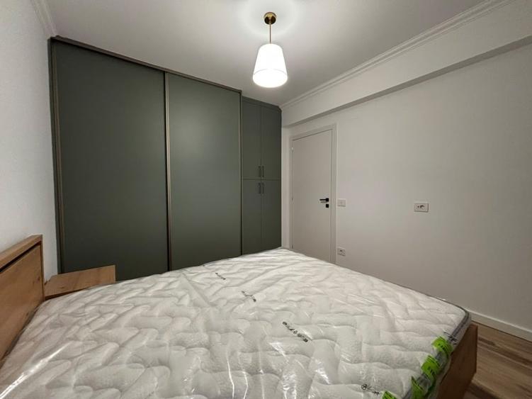 Apartament cu 2 camere semidecomandat, mobilat în Calea Aradului