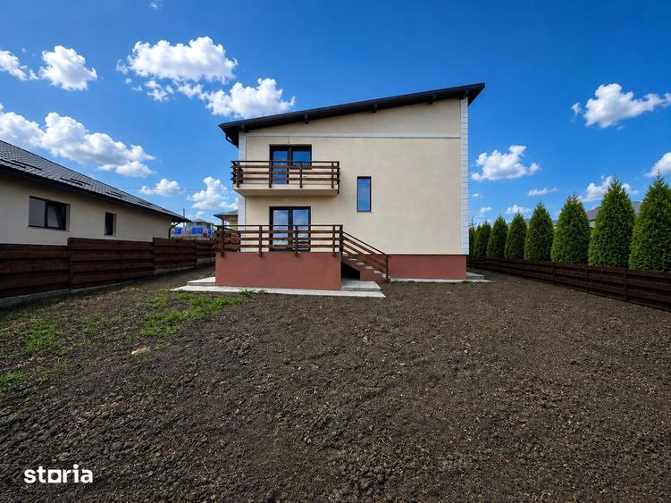 Casă cu 4 camere cu Teren 544 Mp în Valea Lupului
