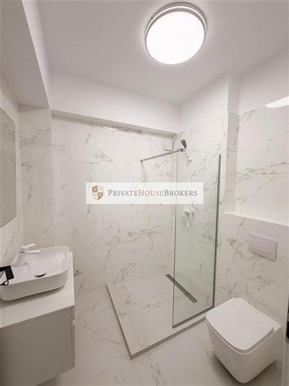 Apartament cu 3 camere semidecomandat, mobilat în Pipera
