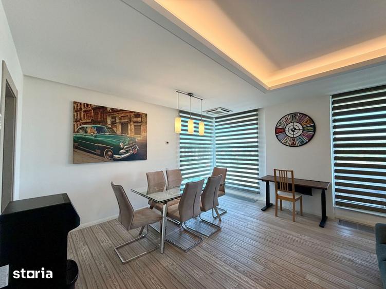 Iancu Nicolae | Bloc boutique | Langa British School - 5