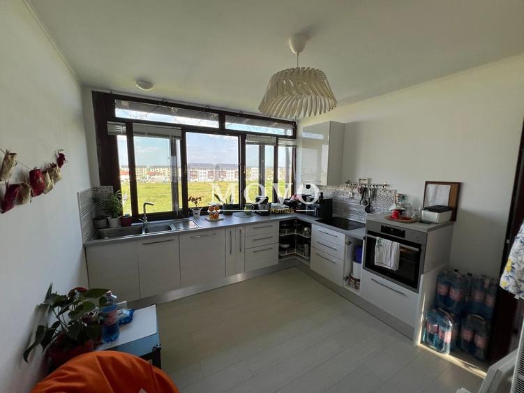 Apartament cu 4 camere decomandat, mobilat în Giroc