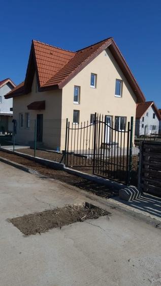 Teren Construcții intravilan de 275 mp, în Sud