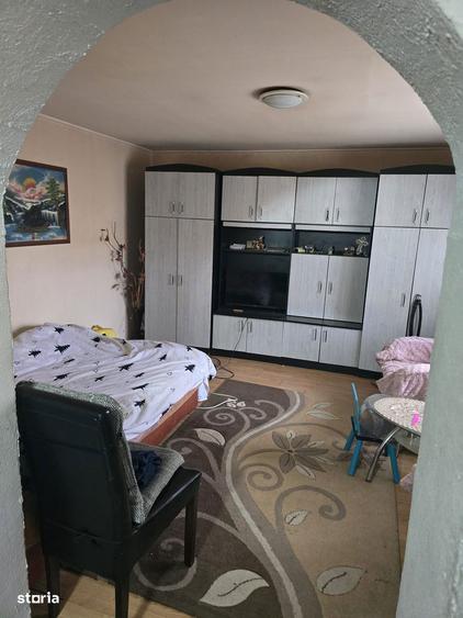 Casa zona str. Gh. Bari?iu - 16