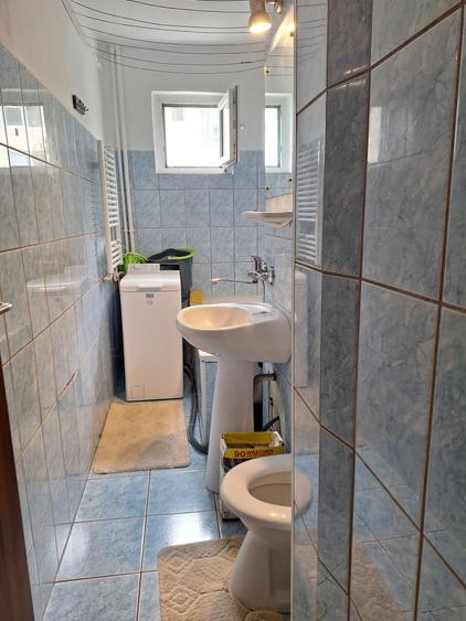 Apartament cu 2 camere nedecomandat în Aradul Nou
