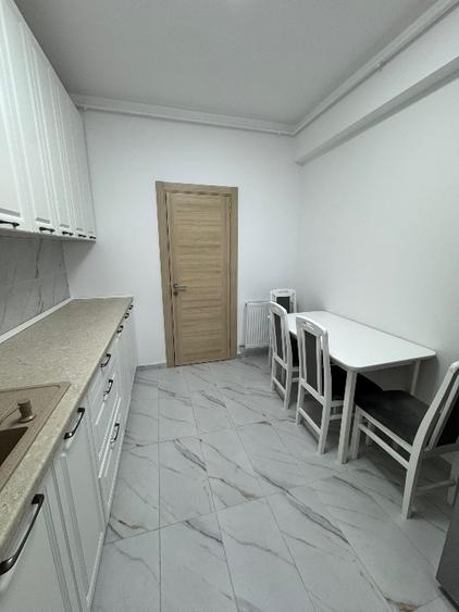 Apartament cu 2 camere decomandat, mobilat în Berceni