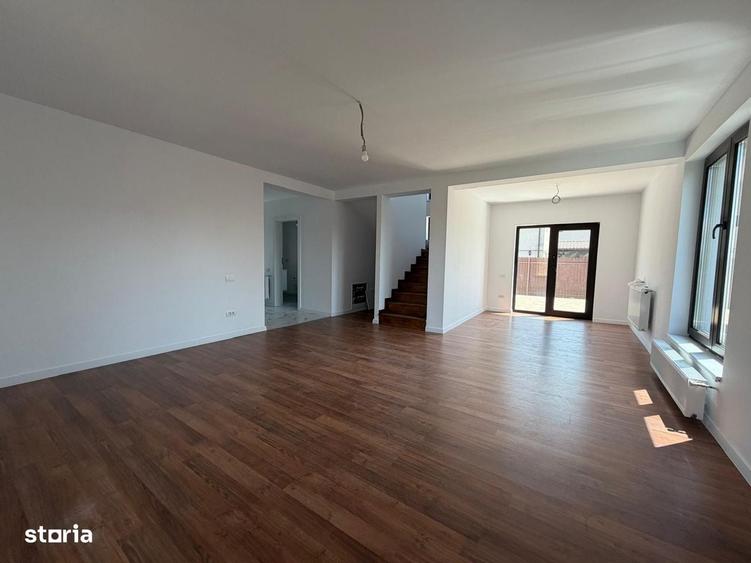 Casă cu 4 camere în Nord