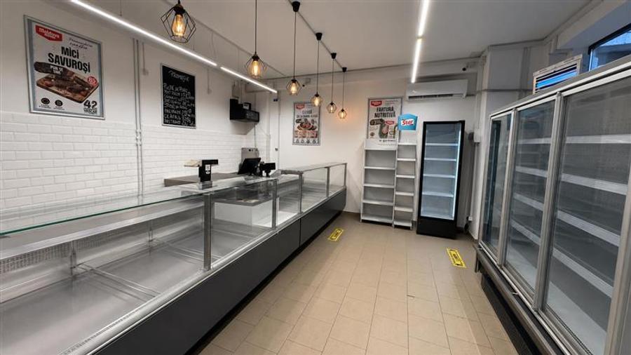 Spațiu comercial, de 40 mp, în Nicolina