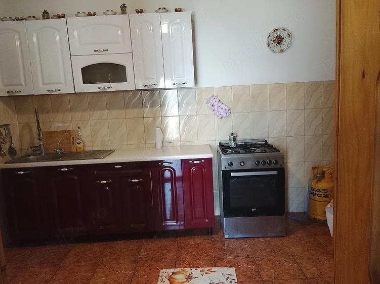 Casă cu 2 camere cu Teren 400 Mp în Central