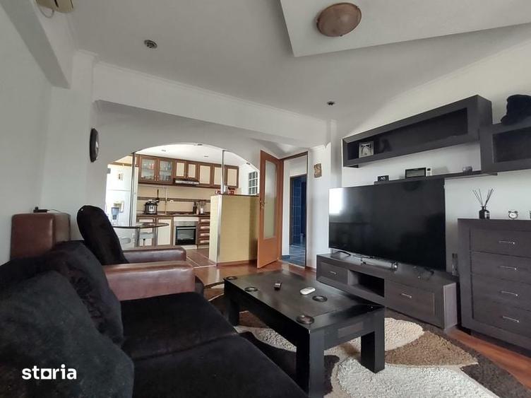 Apartament cu 3 camere în Ultracentral
