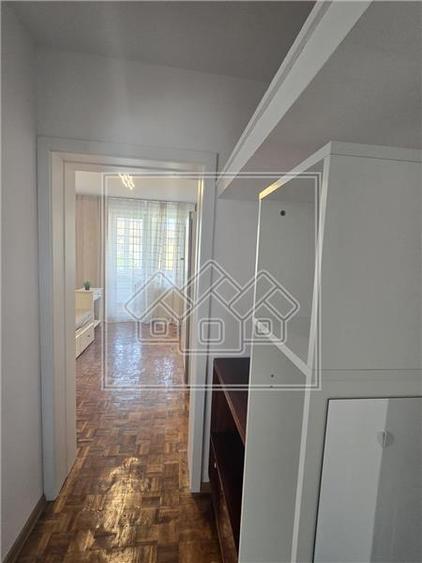 Apartament cu 2 camere, mobilat si utilat - Zona Cedonia - 10