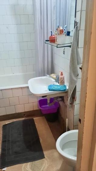 Apartament cu 3 camere decomandat în Drumul Taberei