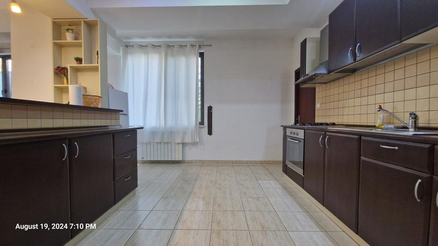Apartament cu 2 camere semidecomandat în Ștefan cel Mare