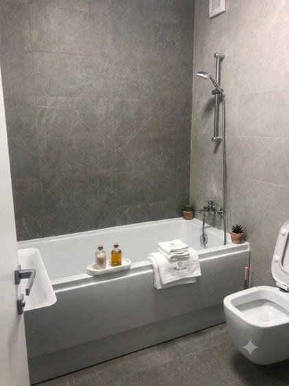 Inchriez apartament 3 camere decomandat, cu loc de parcare, in complexul Decebal Residence Craiova - 3