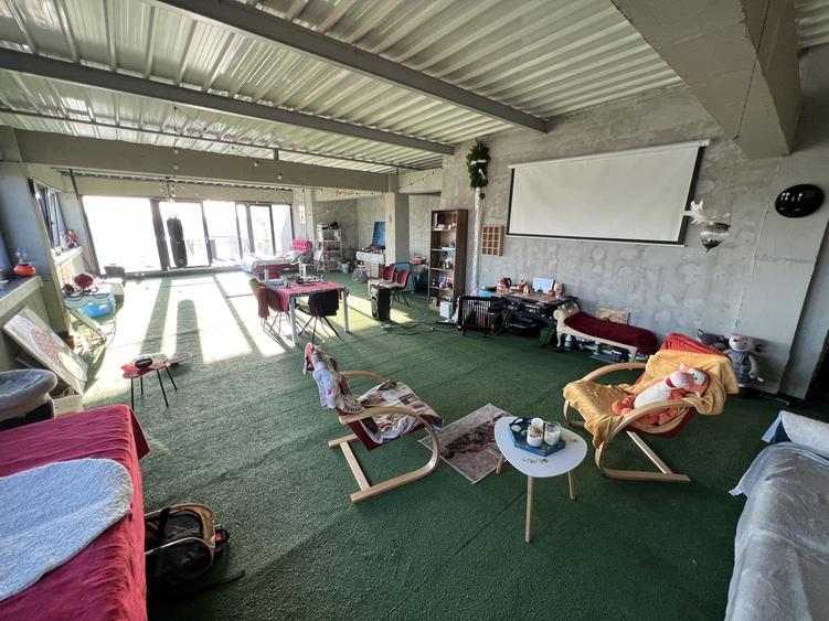 Apartament cu 4 camere decomandat, mobilat în Tomis Nord
