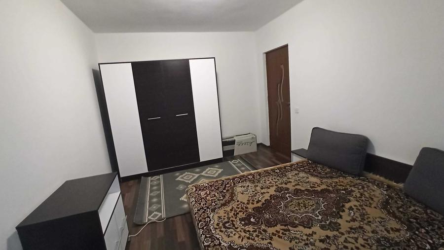 Apartament cu 2 camere decomandat în Florești