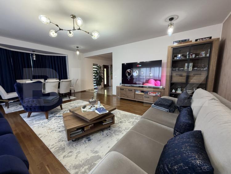 Casă cu 3 camere cu Teren 600 Mp în Central
