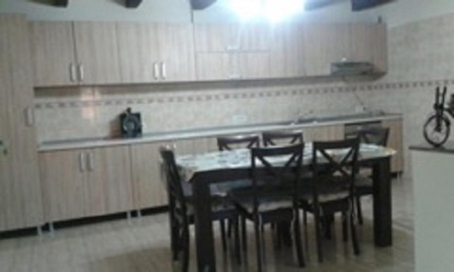 Casă cu 4 camere cu Teren 500 Mp în Șagu