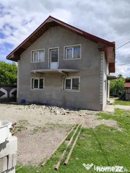 Casa spa?ioasa cu 800 mp teren, foi?or ?i toate utilit? - Bals (Olt) - 15