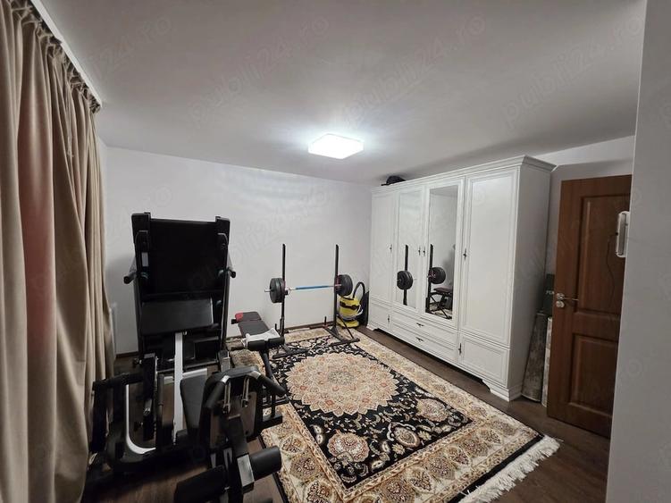 Casă cu Teren 500 Mp în Central