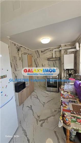 Casă cu 6 camere cu Teren 40 Mp în Vitan