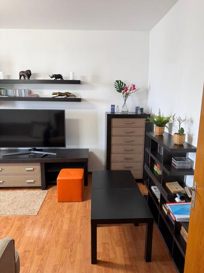 Apartament cu 3 camere decomandat în Drumul Taberei