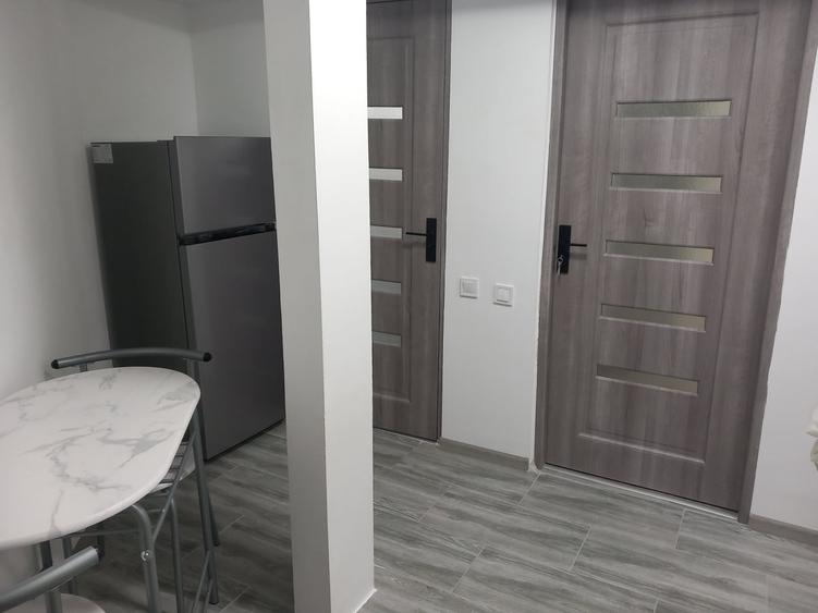 Garsonieră decomandată în Unirii