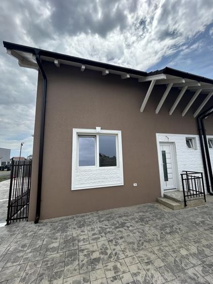 Duplex cu 3 camere cu Canalizare în Rudicica