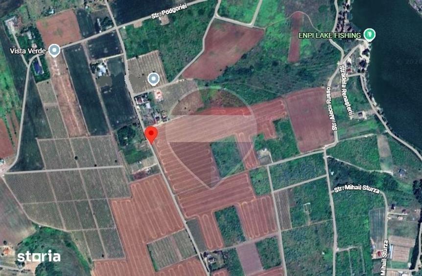 Teren de 1950 mp, în Central