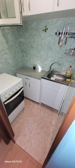 Piata Resita, garsoniera confort 3 - 5