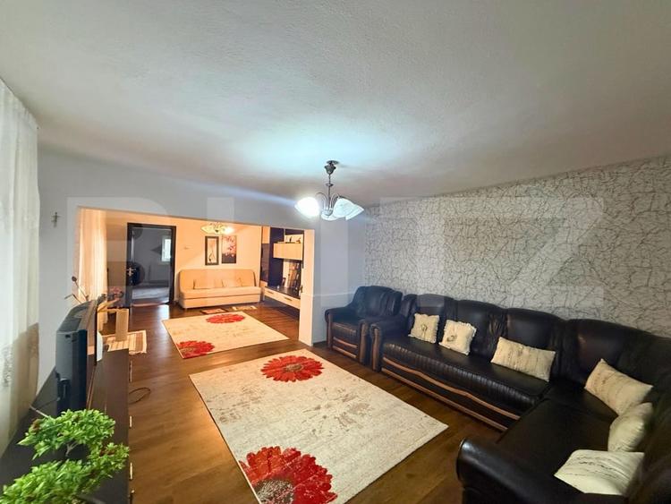Casă individuală cu 4 camere cu Teren 1237 Mp în Sud-Vest