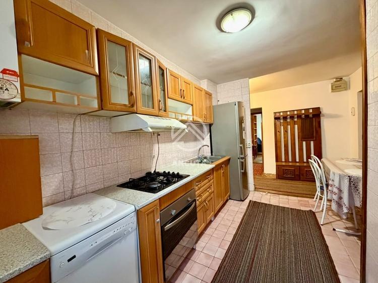 Apartament cu 3 camere decomandat în Gheorgheni