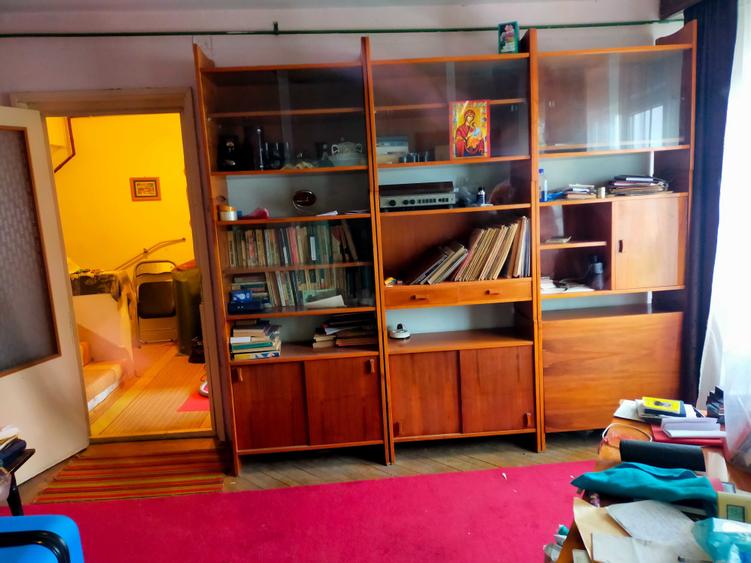 Apartament cu 4 camere decomandat în Central
