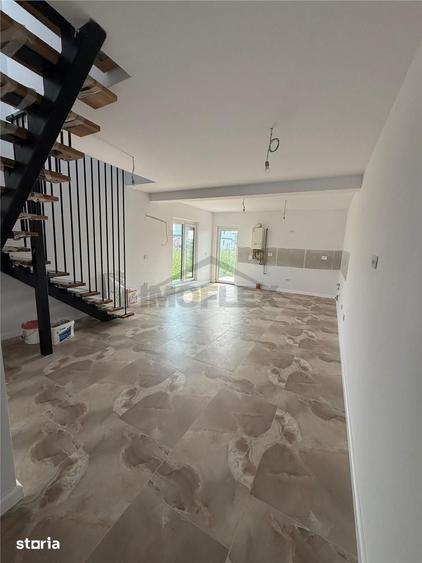Casă cu 3 camere cu Teren 200 Mp în Sânandrei