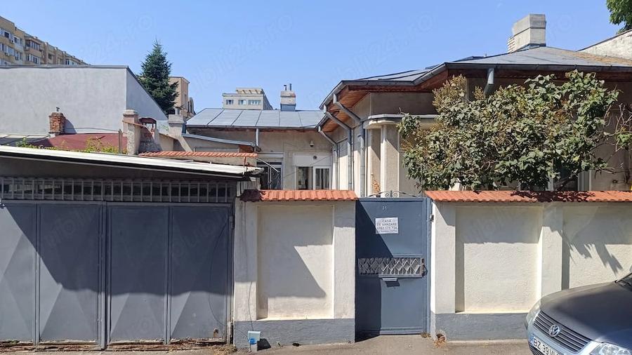 Casă cu 5 camere cu Teren 186 Mp în Vatra Luminoasă