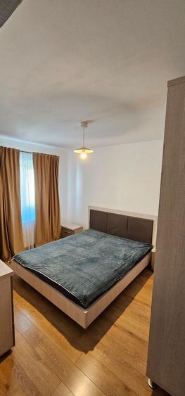 Duplex cu 4 camere cu Canalizare în Giroc