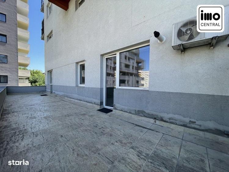 Spațiu comercial, de 200 mp, în Central