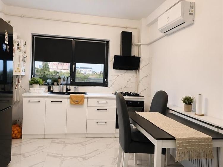 Apartament 3 camere, decomandat - 6