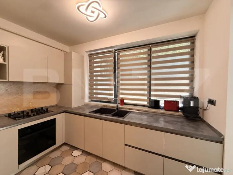 Apartament cu 4 camere decomandat în Ultracentral