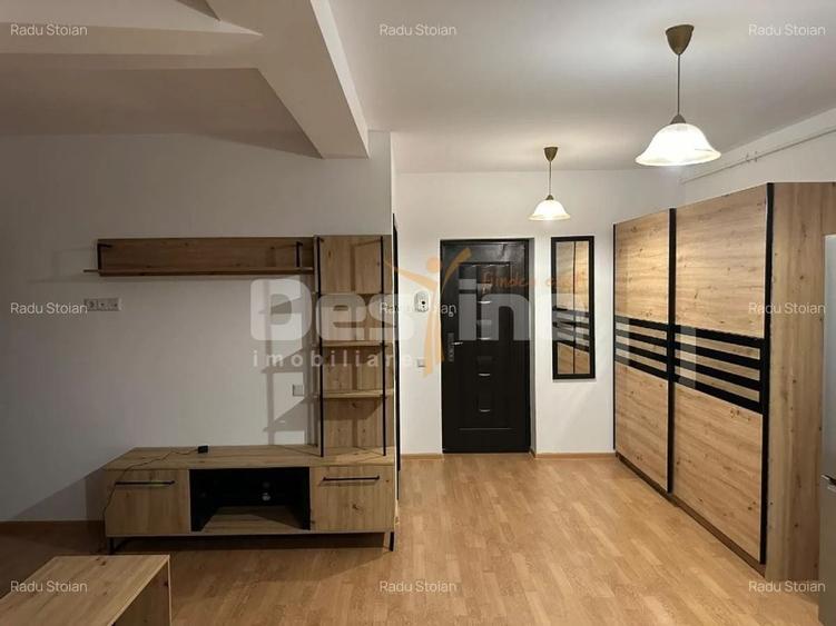 Apartament cu 2 camere decomandat în Centură