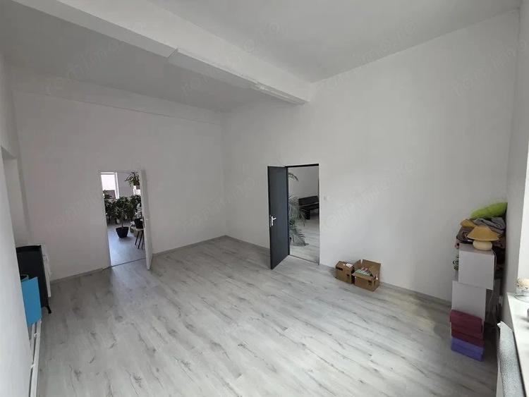 Spațiu comercial, de 154 mp, în Mureșeni