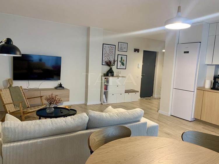 Apartament cu 2 camere decomandat, mobilat în Vest