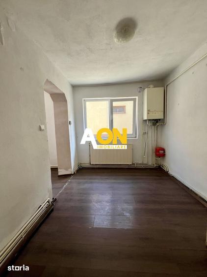 Casă cu 2 camere cu Teren 770 Mp în Micești