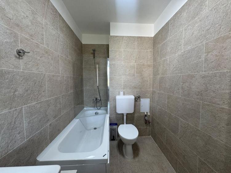 Apartament cu 3 camere decomandat, mobilat în Unirii